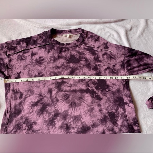 Cropped Top & Joggers Matching Set | Size Small | Shades of Purple 💜🖤 - Picture 2 of 15